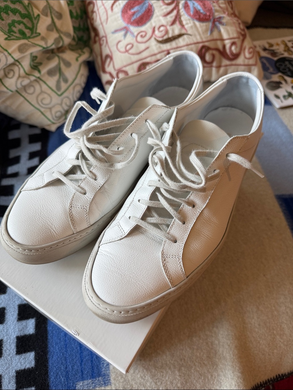 Common Projects Men's Cream White Leather Low-Top Sneakers